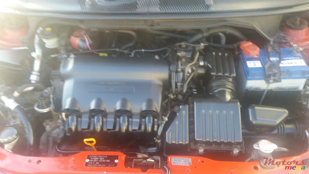 2005' Honda Fit photo #4