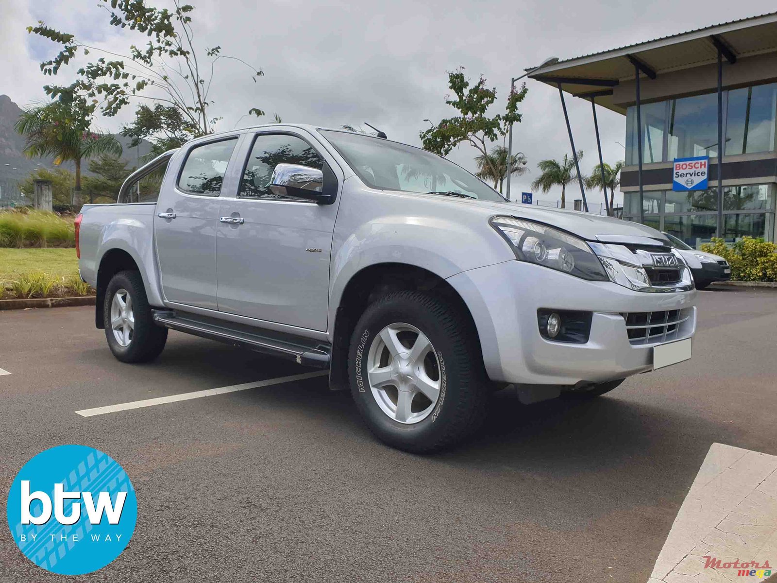 2013' Isuzu D-Max 30TD INTERCOOLER photo #1