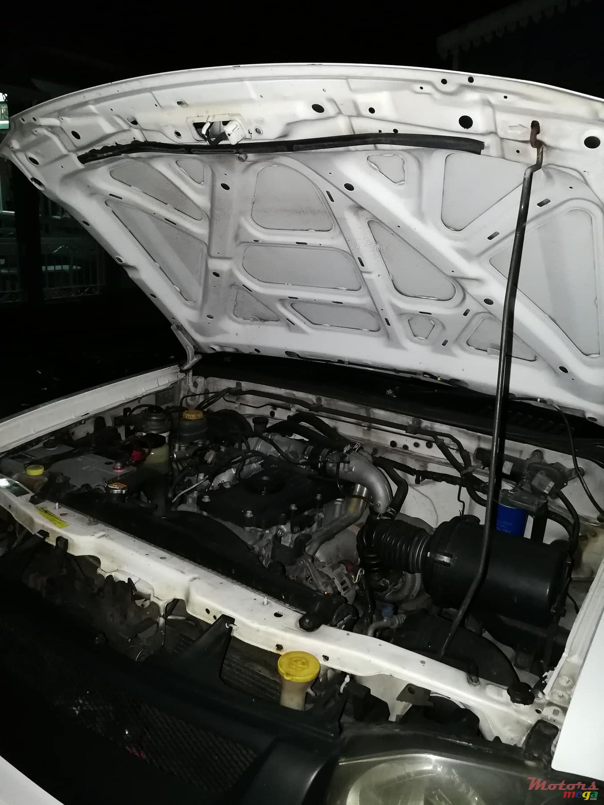 2003' Nissan Hardbody photo #3