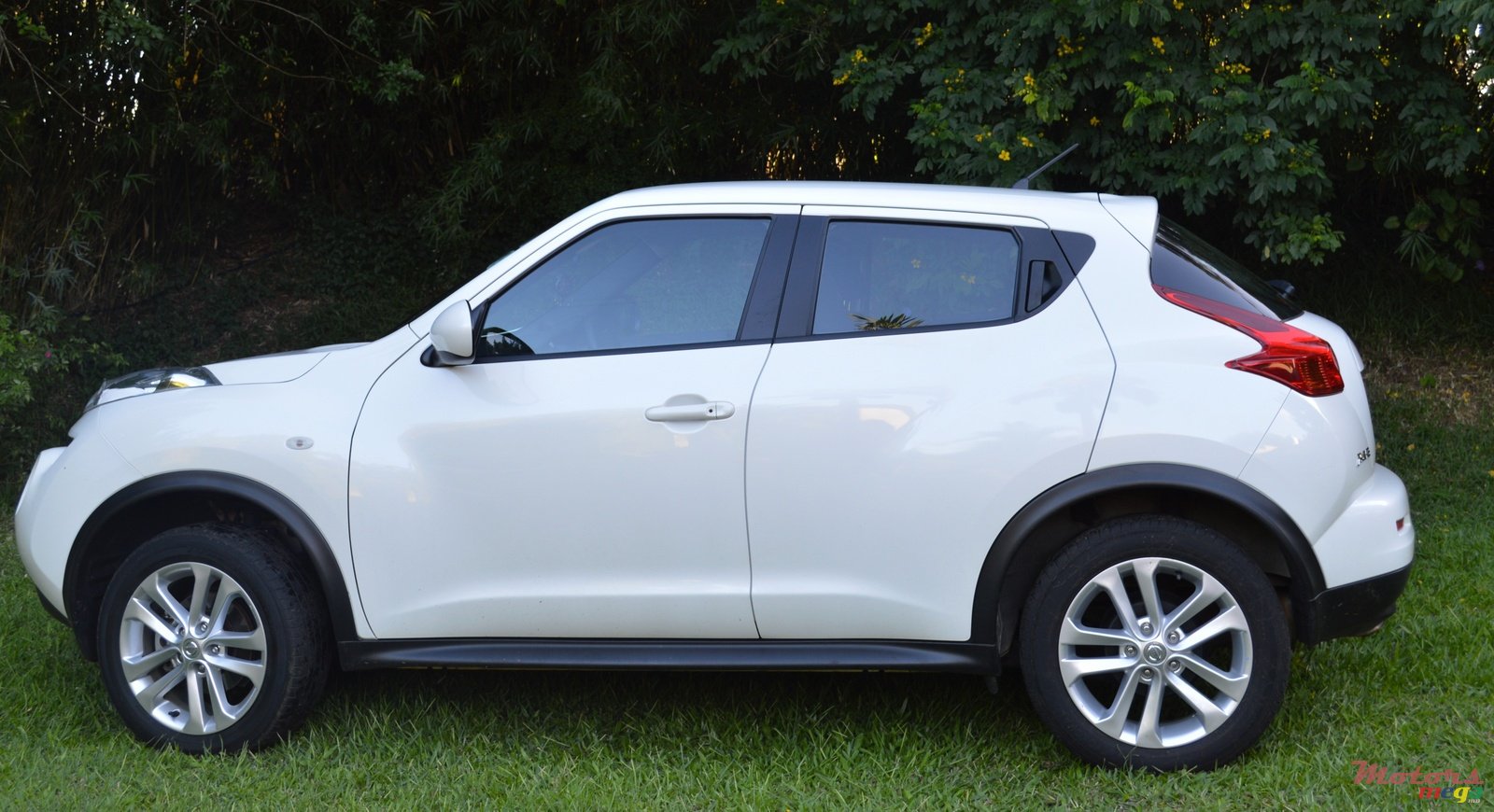 2013' Nissan Juke photo #1