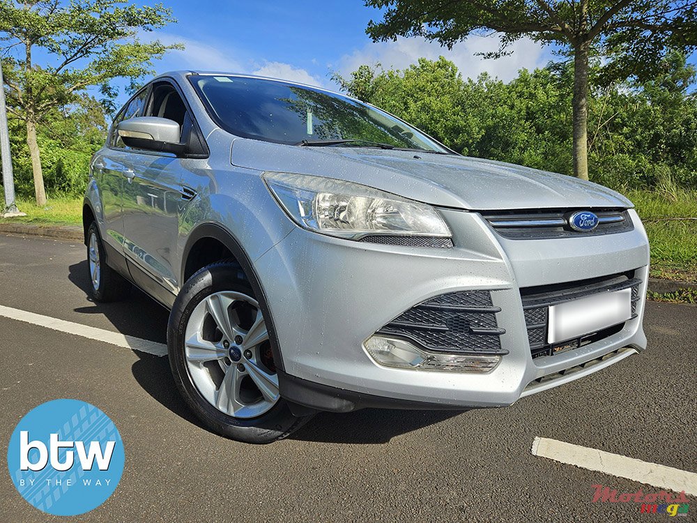 2016' Ford Kuga photo #1