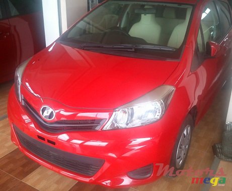 2011' Toyota Vitz model jewela with upgrade pack photo #1