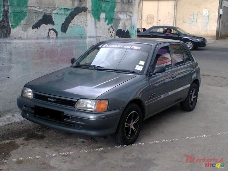 1992' Toyota photo #2