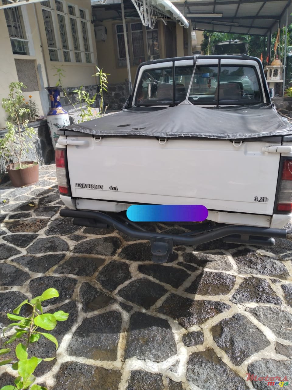 2002' Nissan Hardbody photo #2