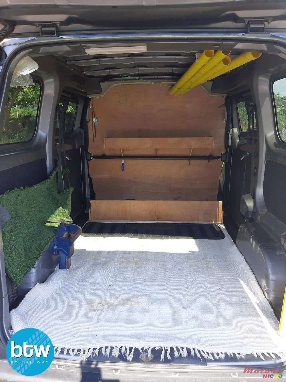 2016' Nissan NV200 photo #4