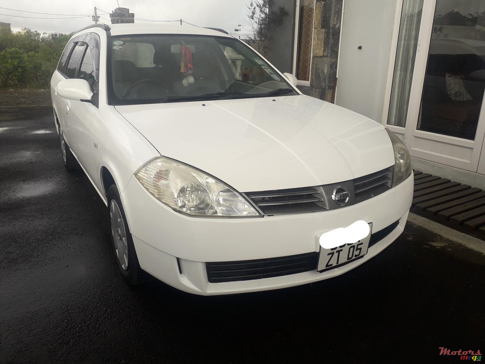 2005' Nissan photo #2