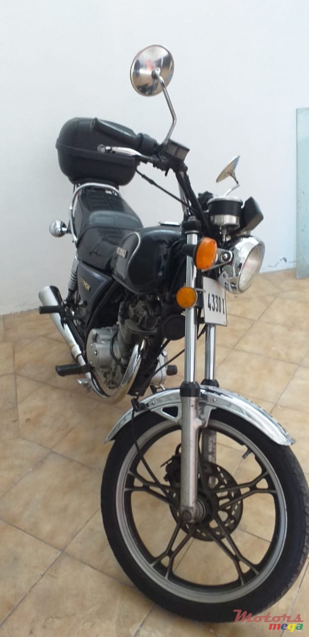 2012' Suzuki photo #1