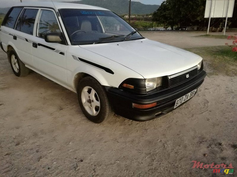 1988' Toyota Corolla DX photo #3