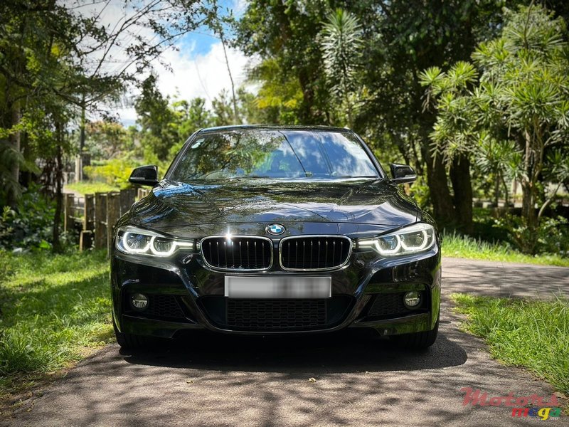 2016' BMW 318i M sport photo #3