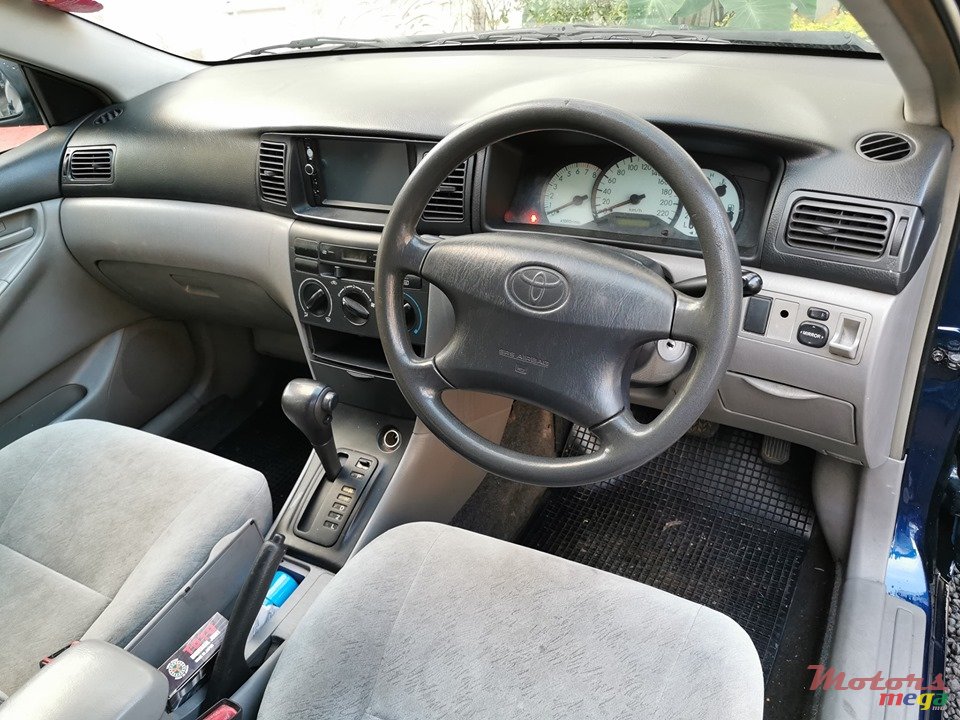 2002' Toyota Corolla NZE photo #5