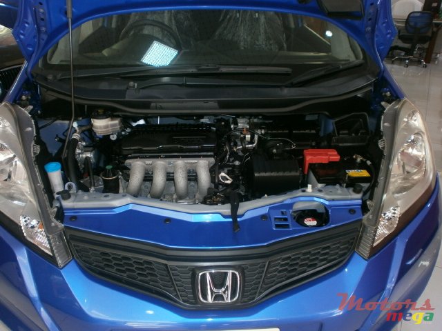 2013' Honda Fit Aria photo #2