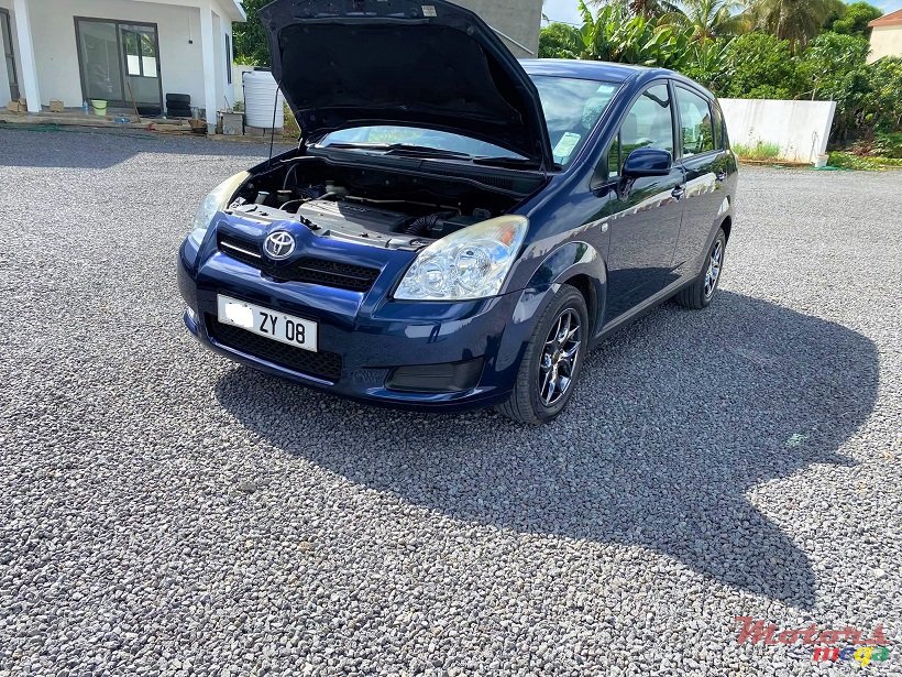 2008' Toyota Corolla Verso 6 seats Manual 1.6L photo #6