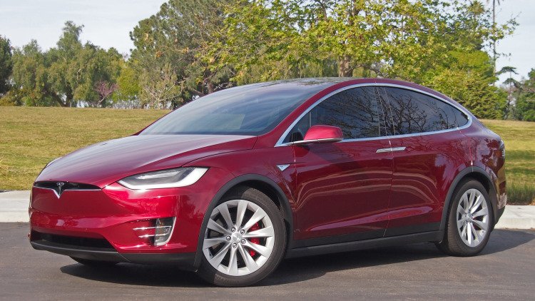 Tesla introduces Model X 60D for $74,000