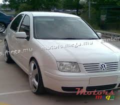 2003' Volkswagen Bora photo #1