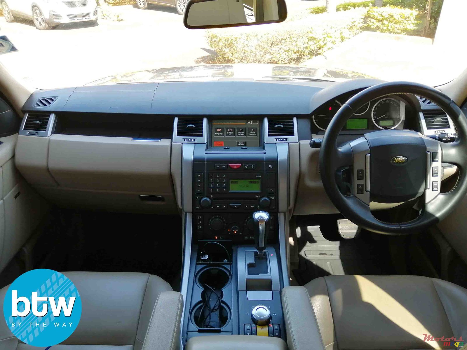 2009' Land Rover Range Rover Sport photo #5