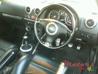 2002' Audi TT Quattro photo #3
