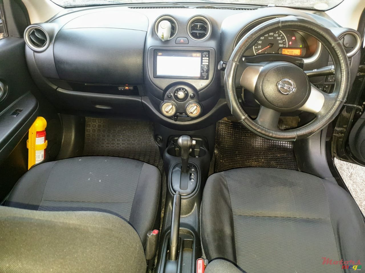 2012' Nissan March photo #5