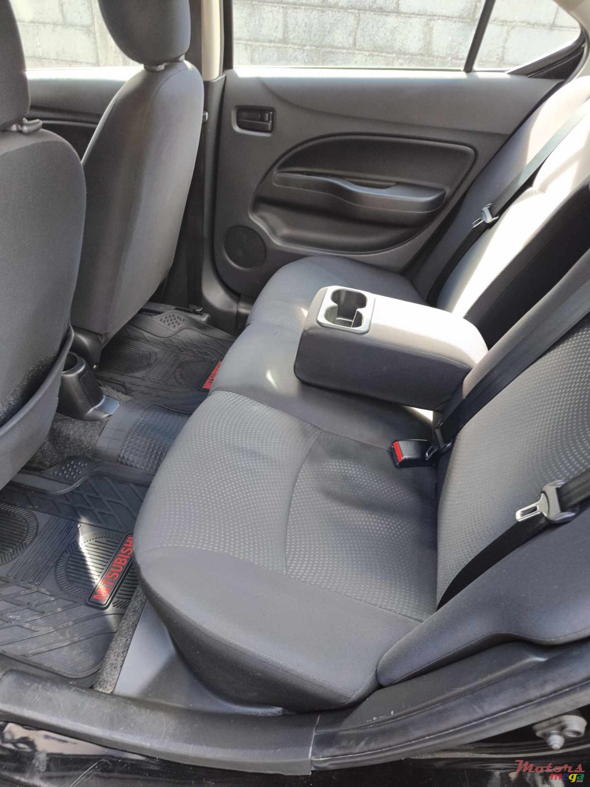 2017' Mitsubishi Attrage photo #3