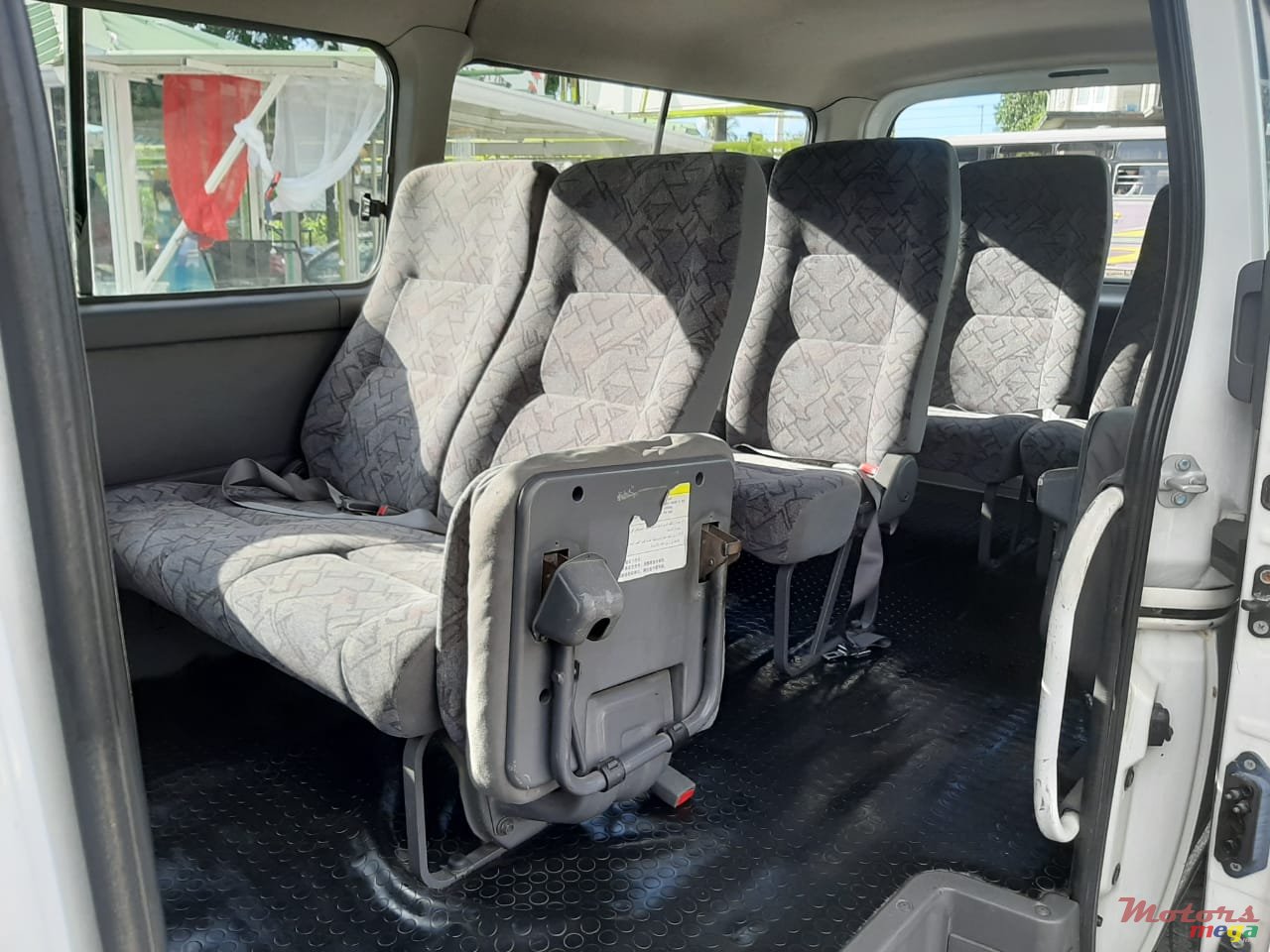 2006' Nissan urvan photo #7