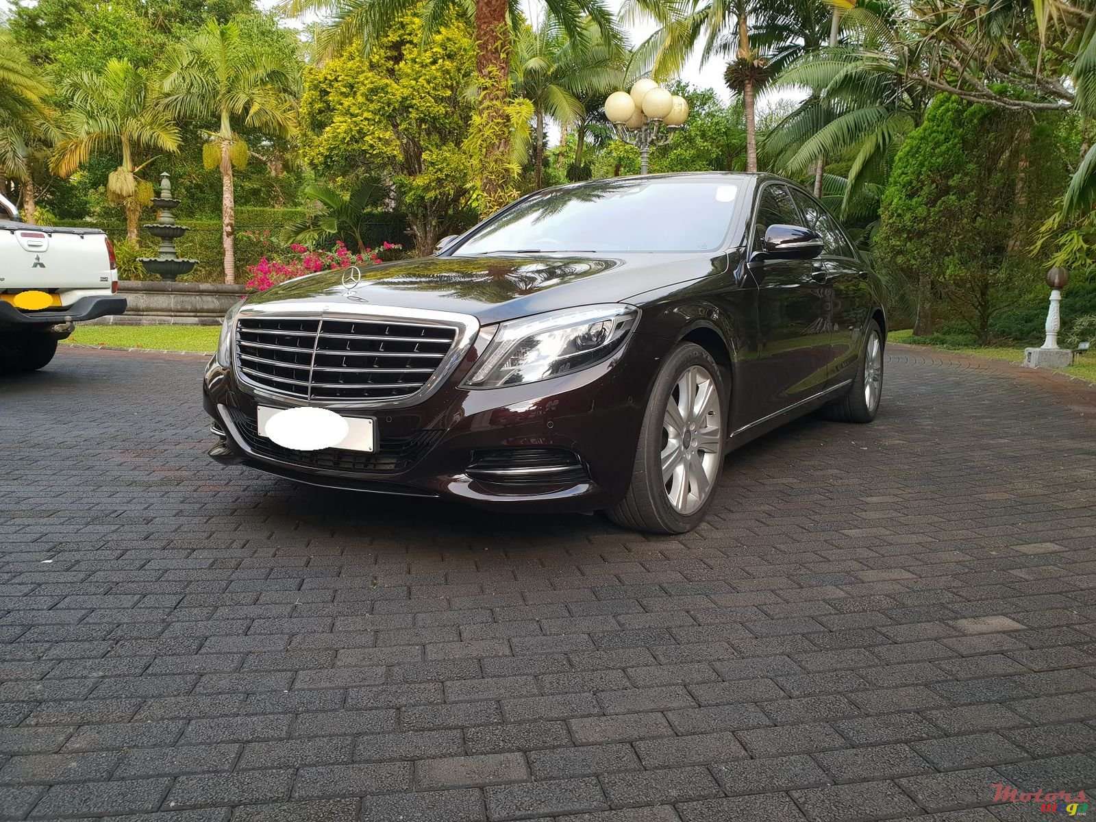 2013' Mercedes-Benz S-Class photo #1