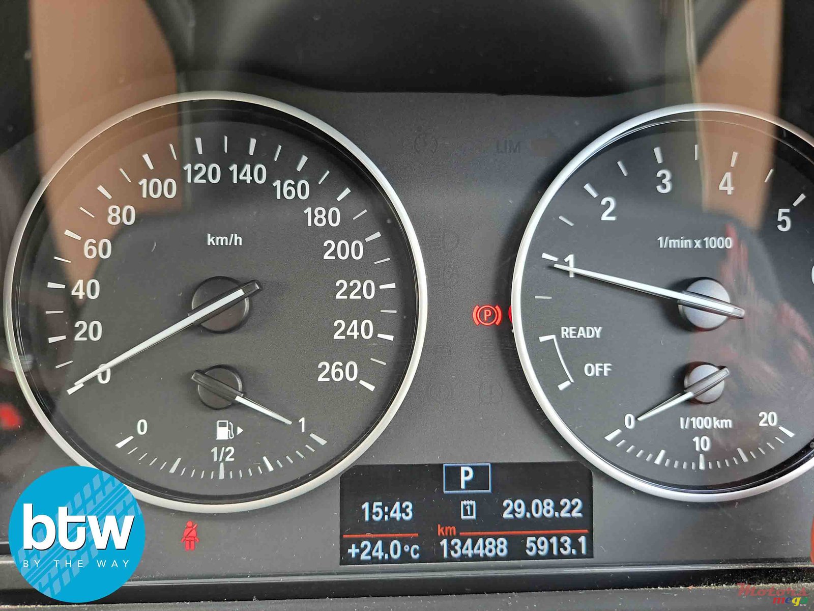 2016' BMW X1 photo #7