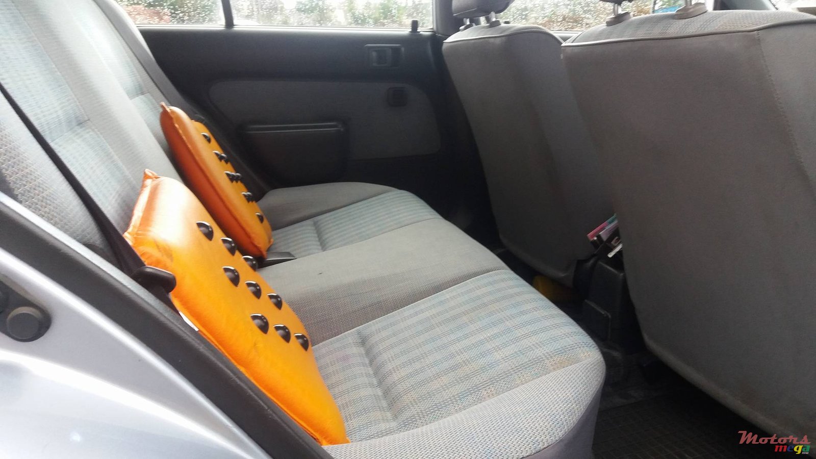 1998' Toyota Corsa photo #4