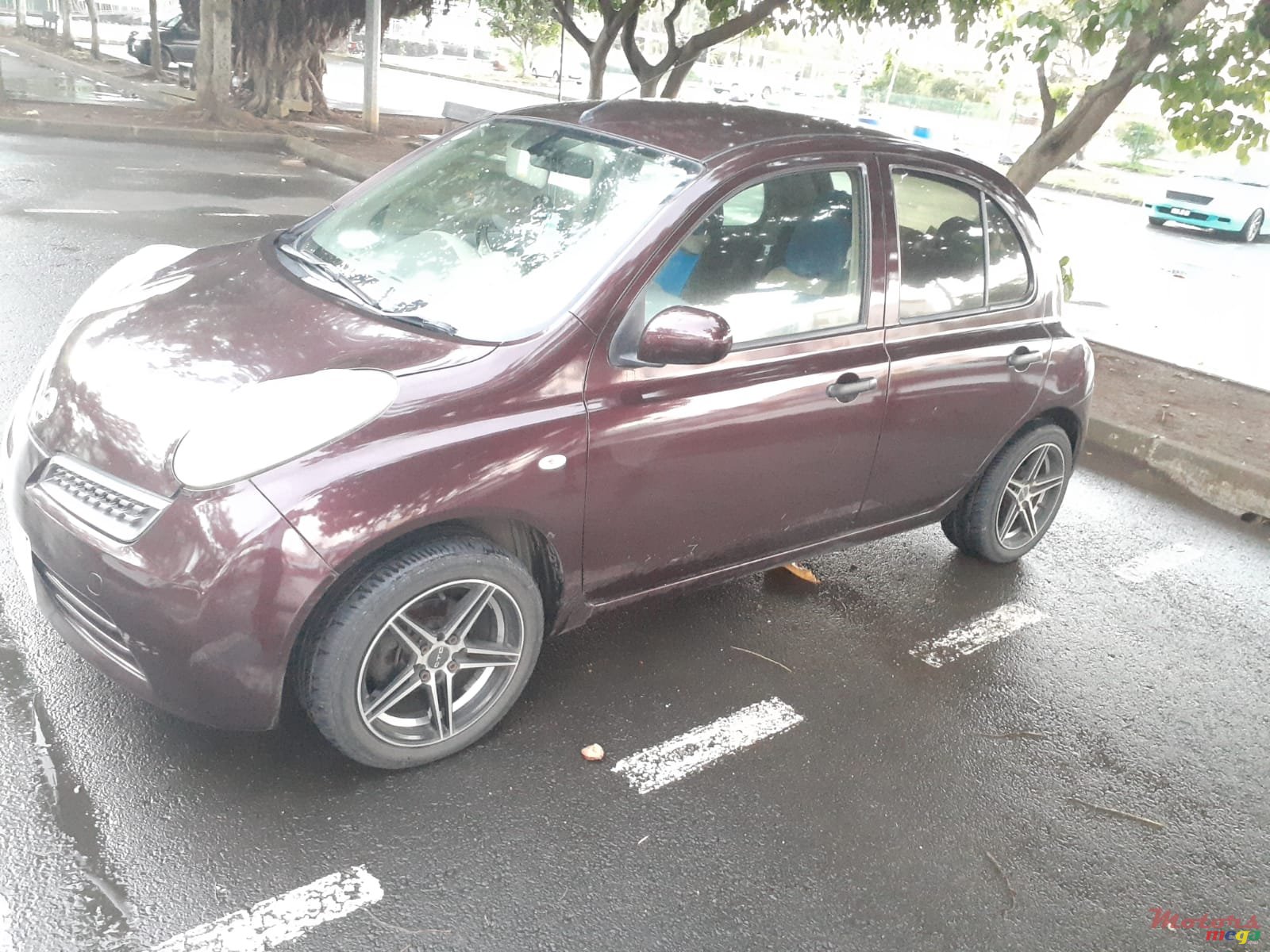 2010' Nissan March AK12 photo #3