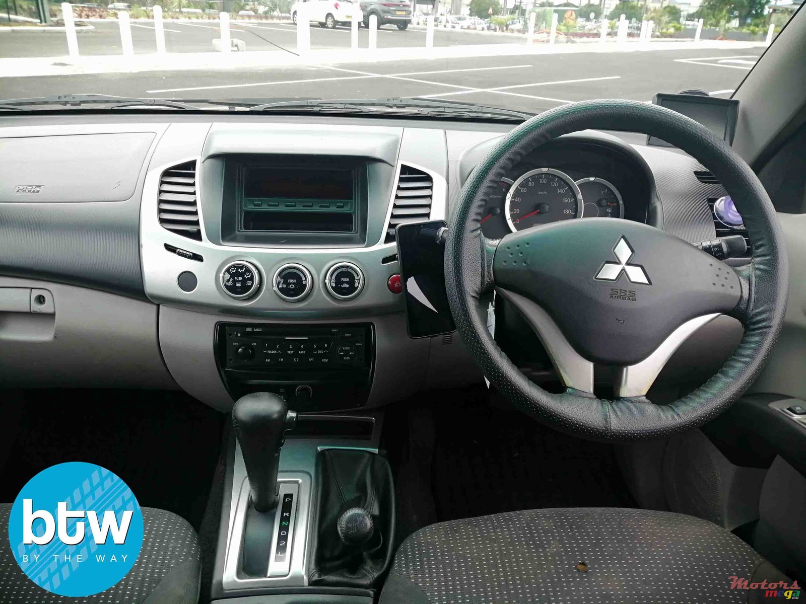 2011' Mitsubishi L 200 Sportero 4X4 photo #6