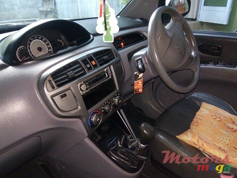 2003' Hyundai Matrix photo #2