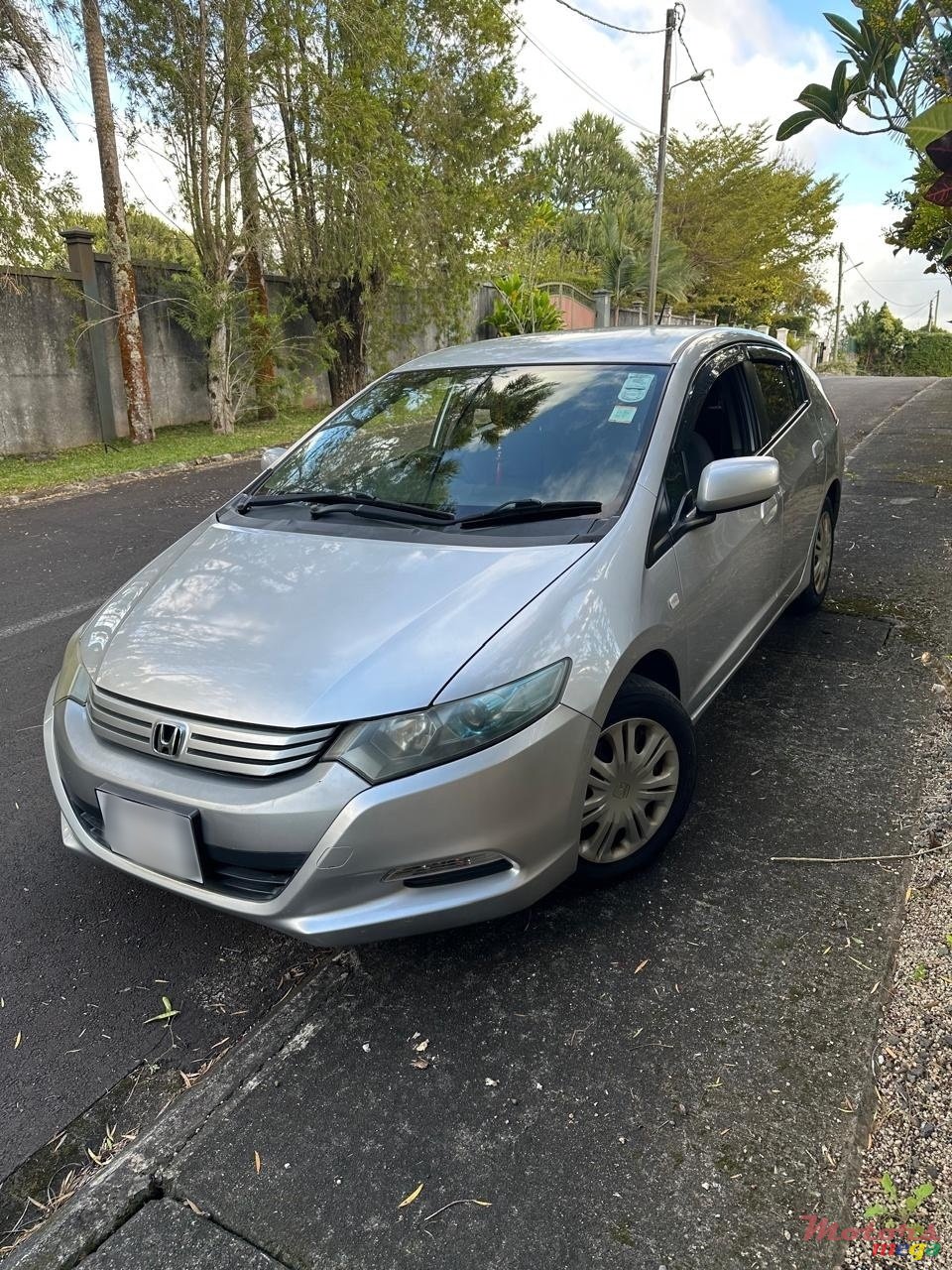 2011' Honda Insight photo #1
