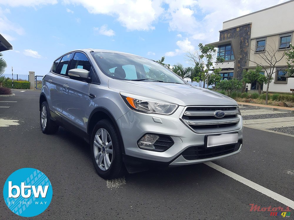 2017' Ford Kuga photo #1