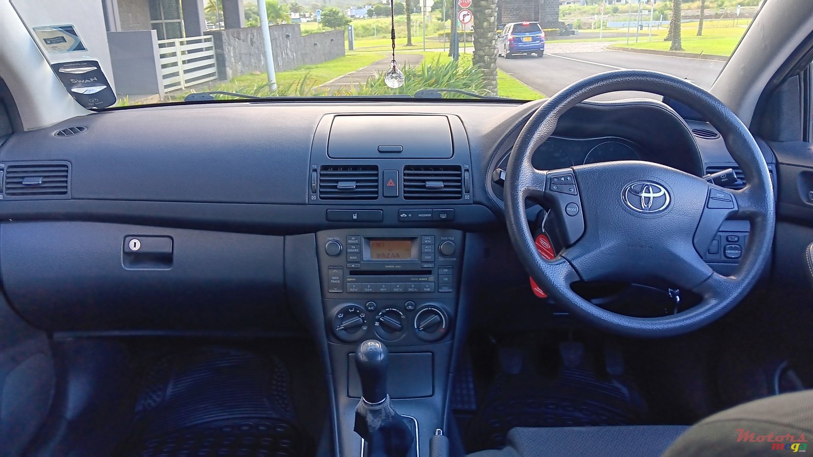 2007' Toyota Avensis photo #7