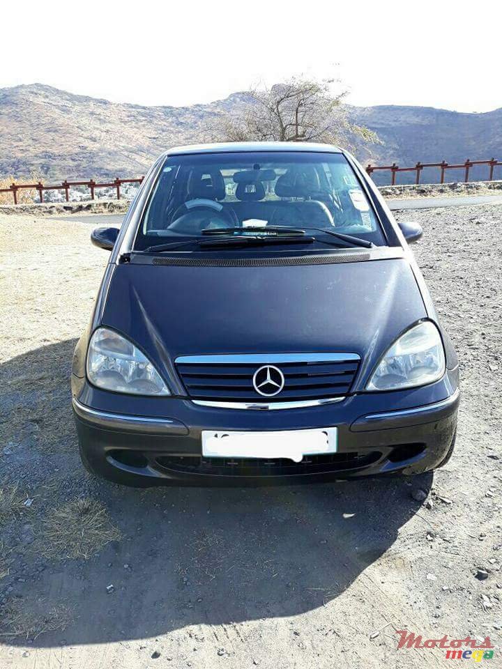 2003' Mercedes-Benz A 160 photo #1