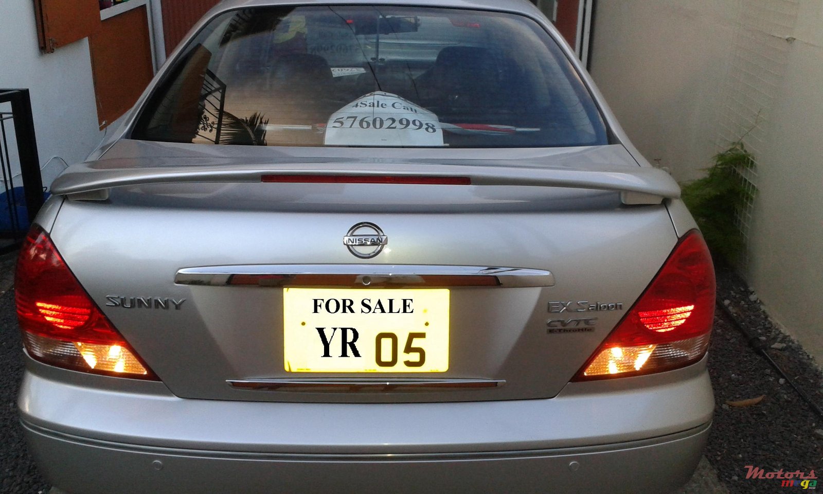 2005' Nissan photo #3