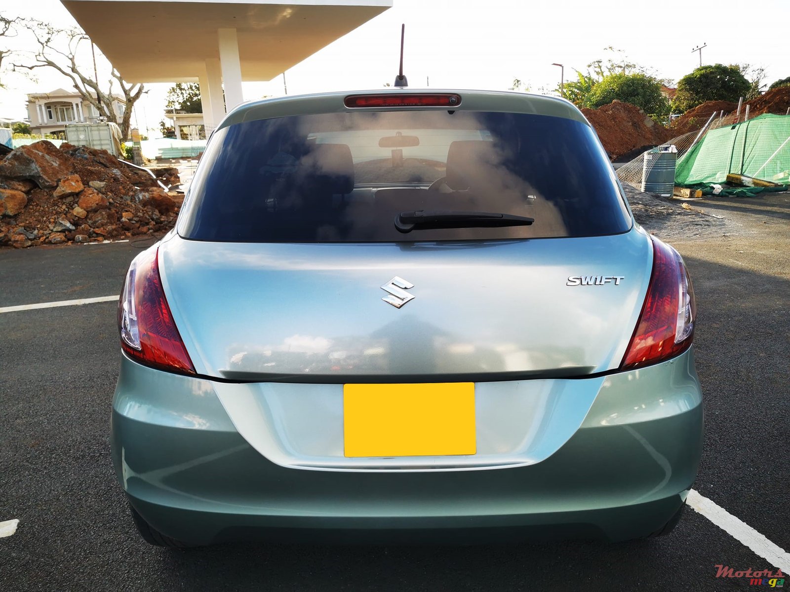 2013' Suzuki Swift 1.2 Japan photo #3