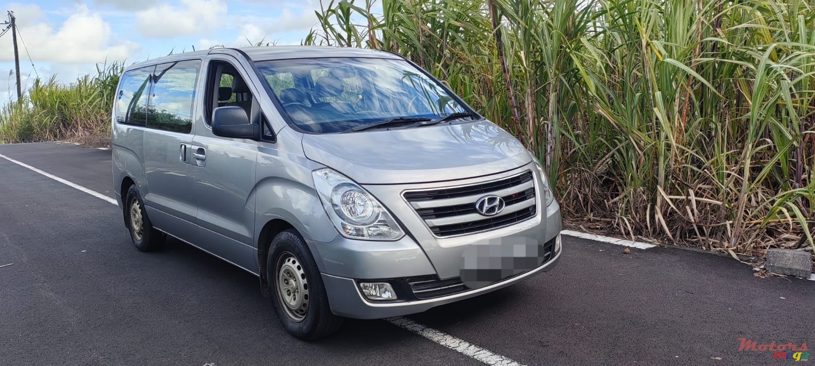 2017' Hyundai H-1 photo #1