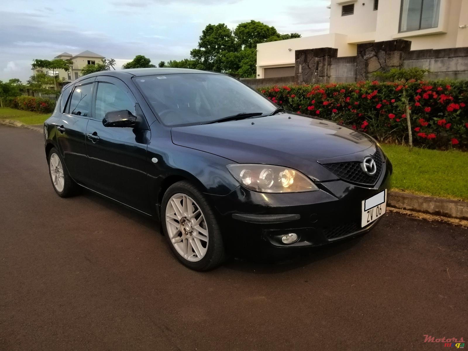 2006' Mazda Axela photo #1