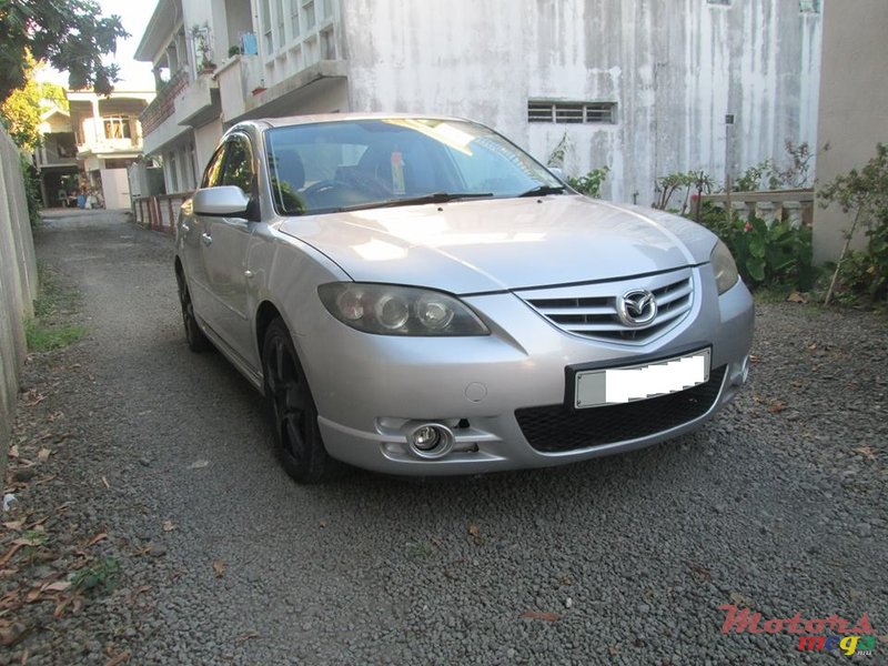 2005' Mazda 3 photo #2