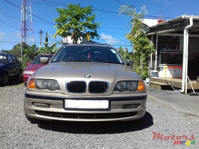 2000' BMW 320 photo #2