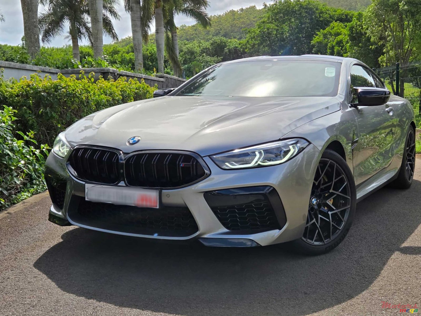 2021' BMW M8 Competition photo #1