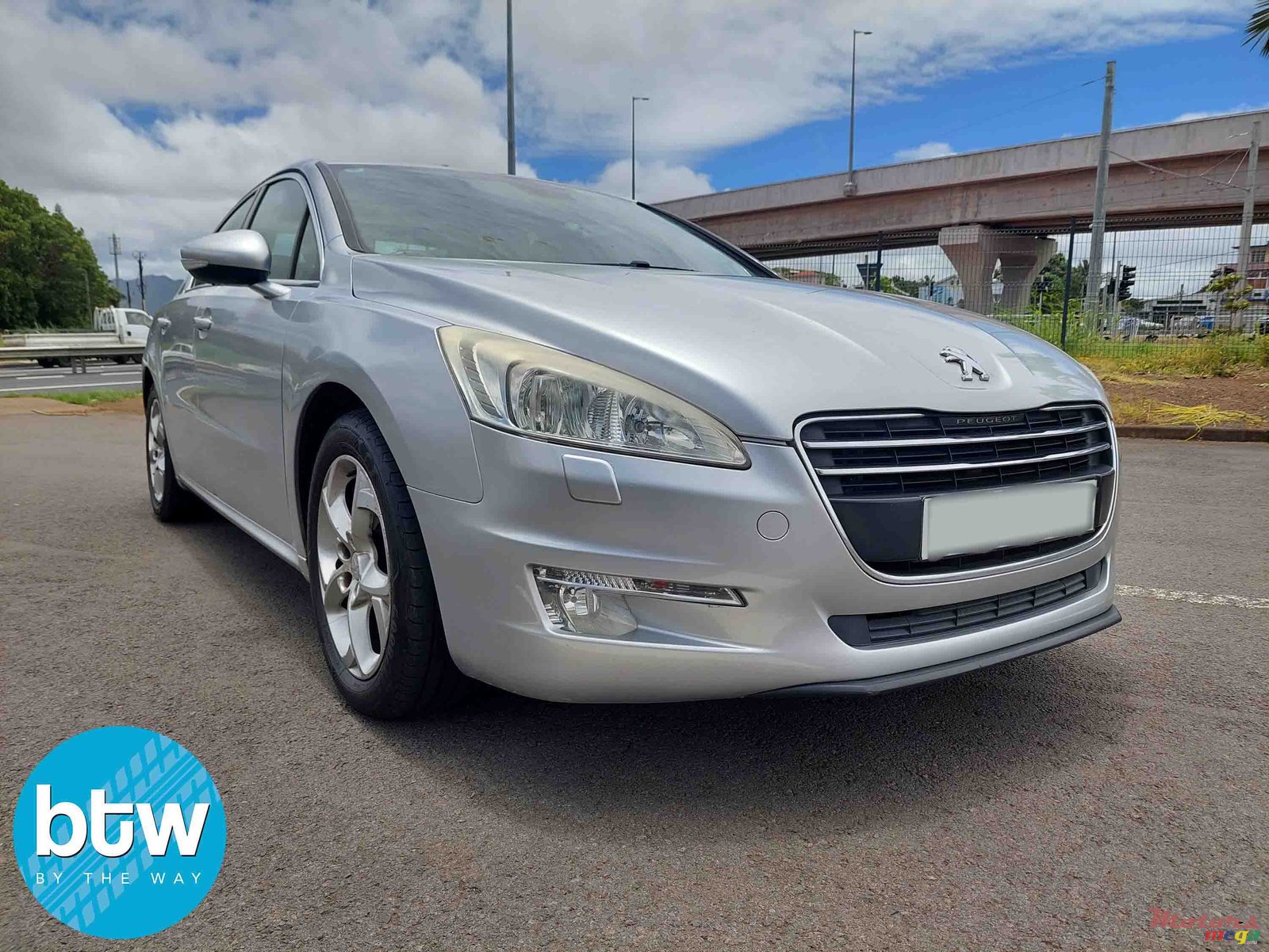 2012' Peugeot 508 photo #1