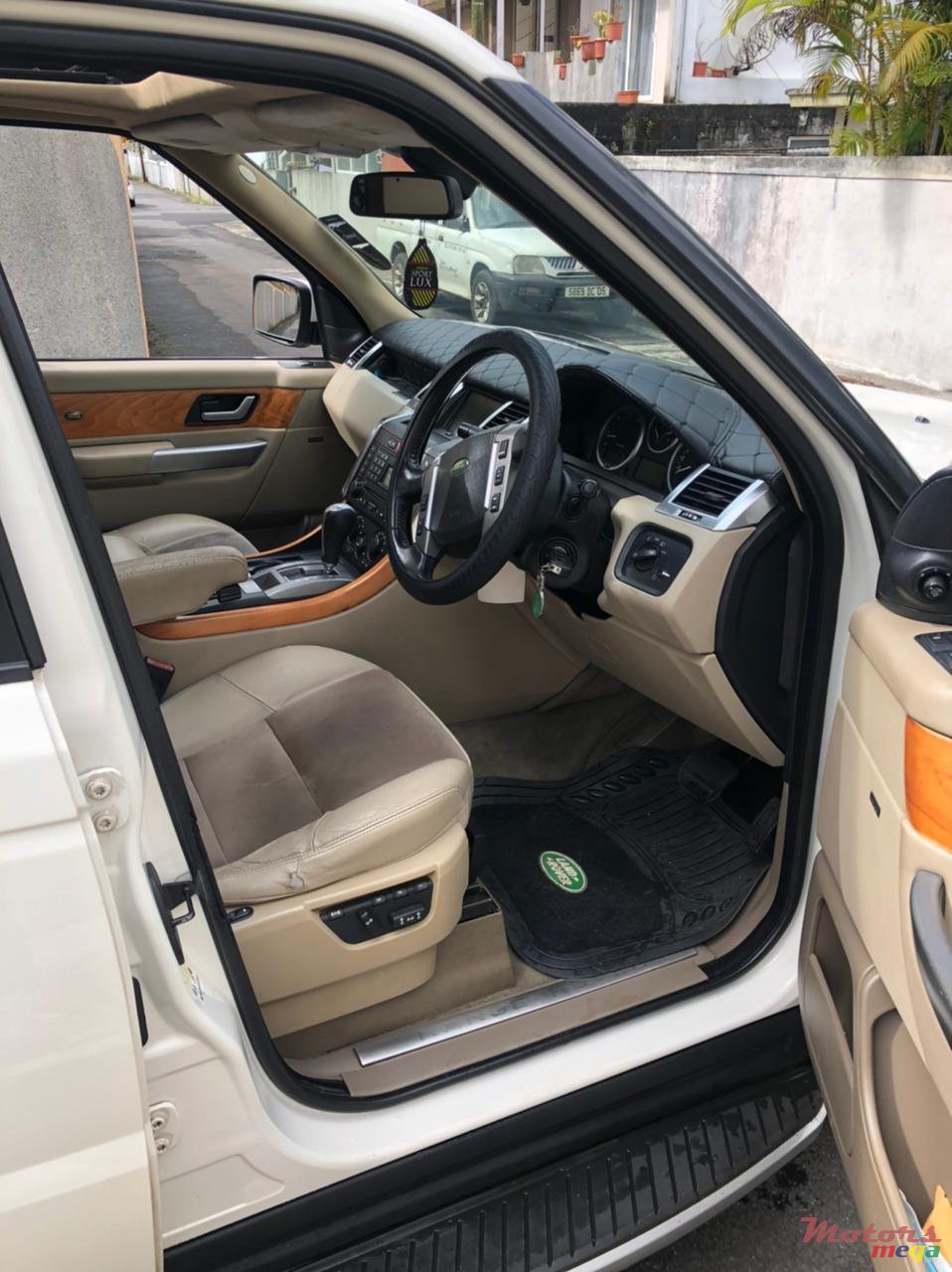 2009' Land Rover Range rover sport TDV8 photo #5