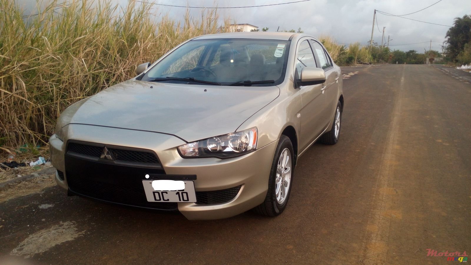 2010' Mitsubishi Lancer EX photo #1