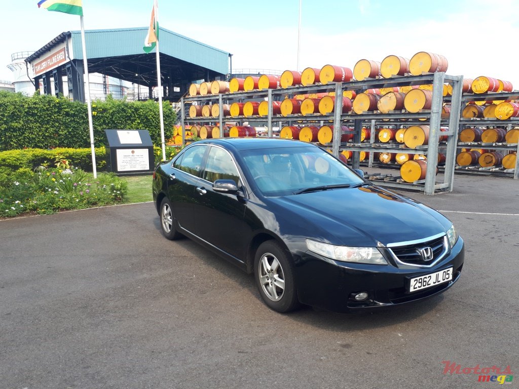 2005' Honda Accord photo #1