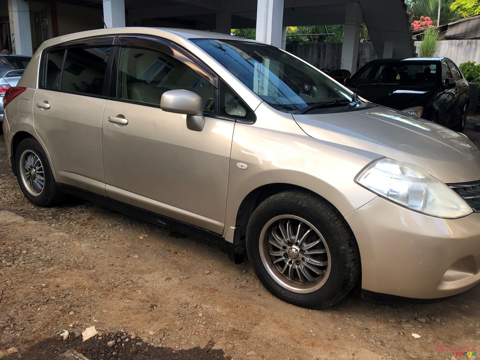 2008' Nissan Tiida photo #3