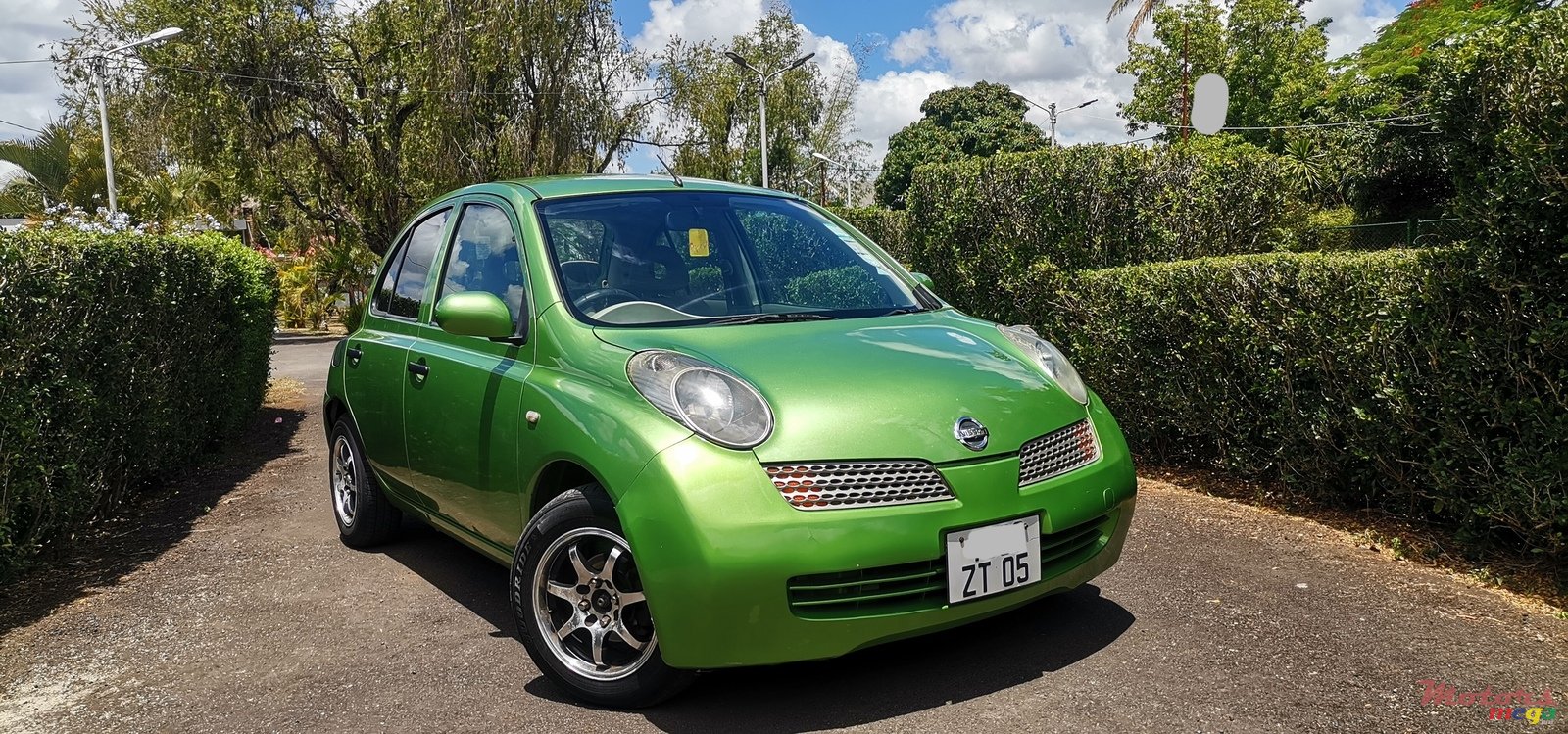 2005' Nissan March photo #1