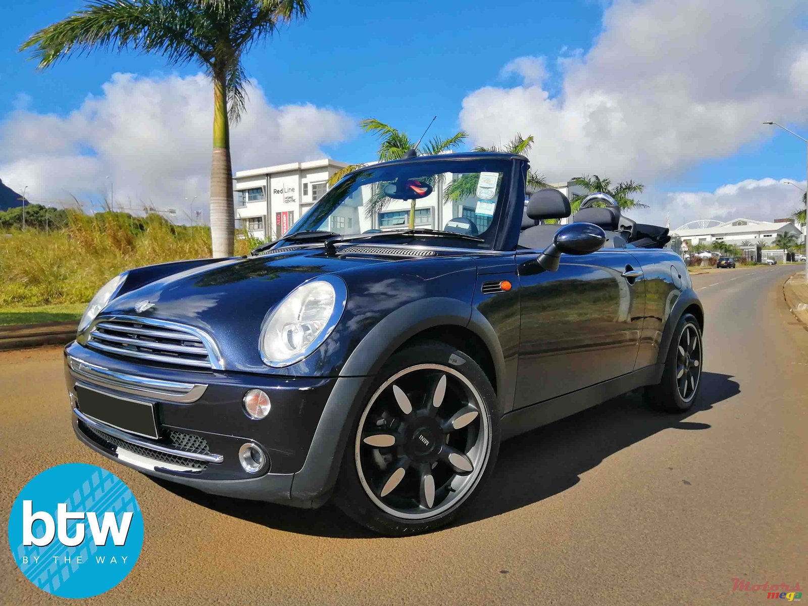 2009' MINI Cooper photo #2