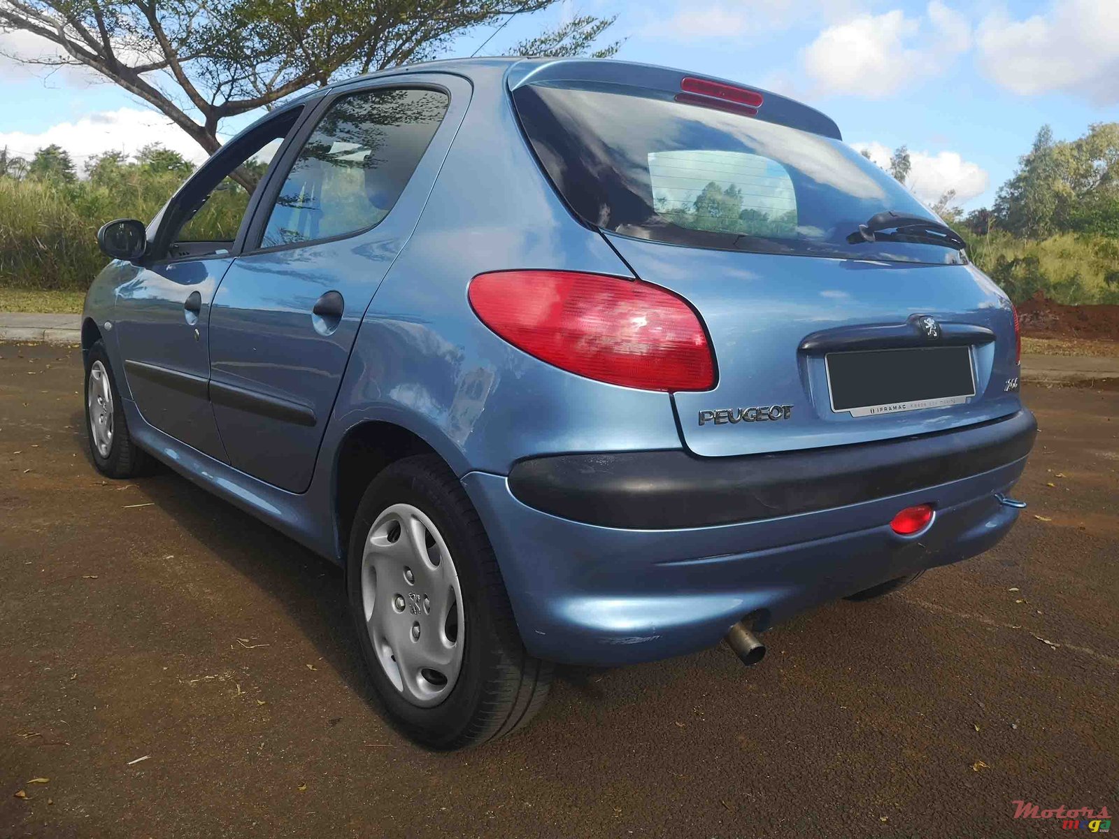2001' Peugeot 206 photo #2