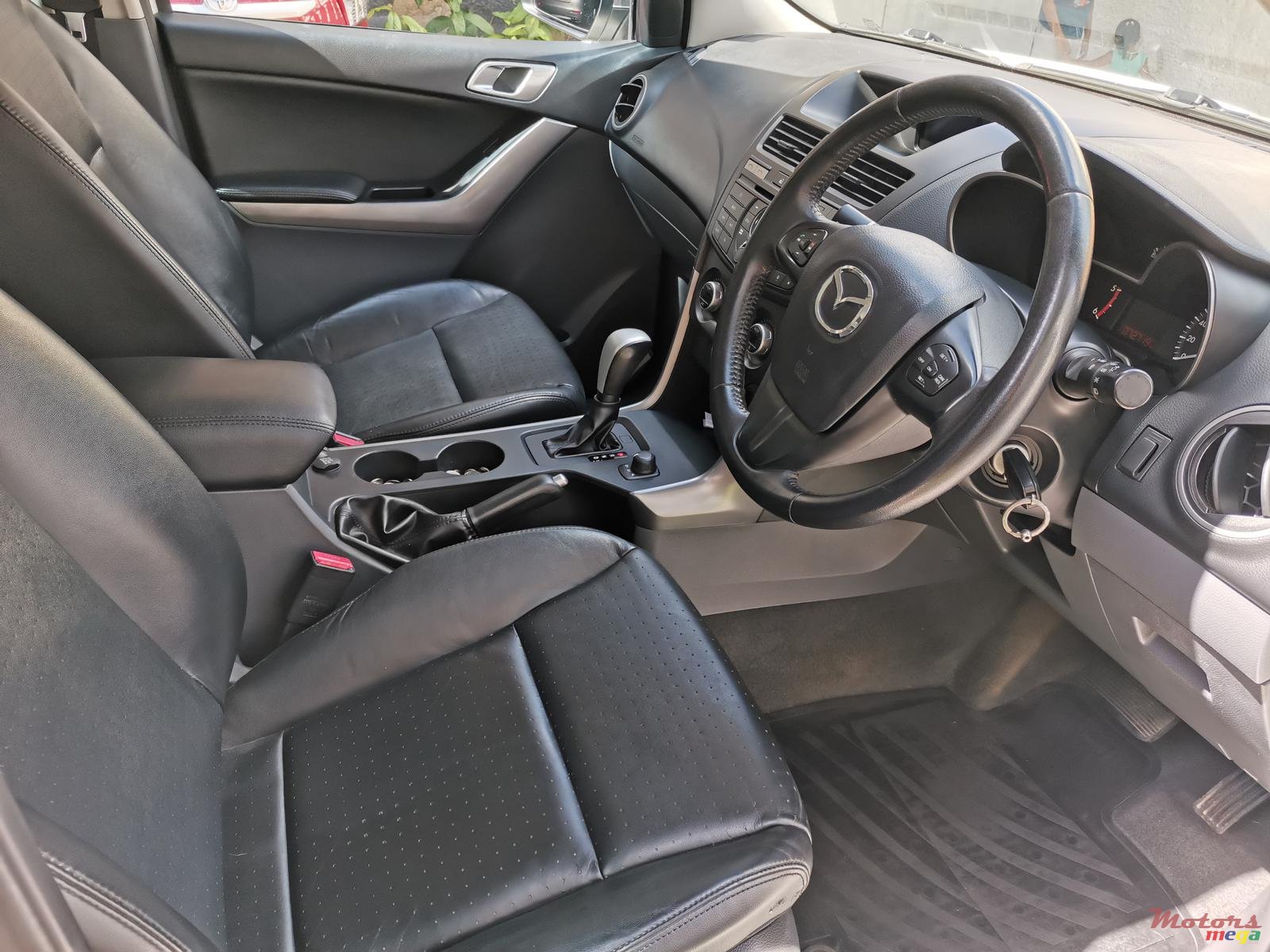 2016' Mazda BT50 photo #3