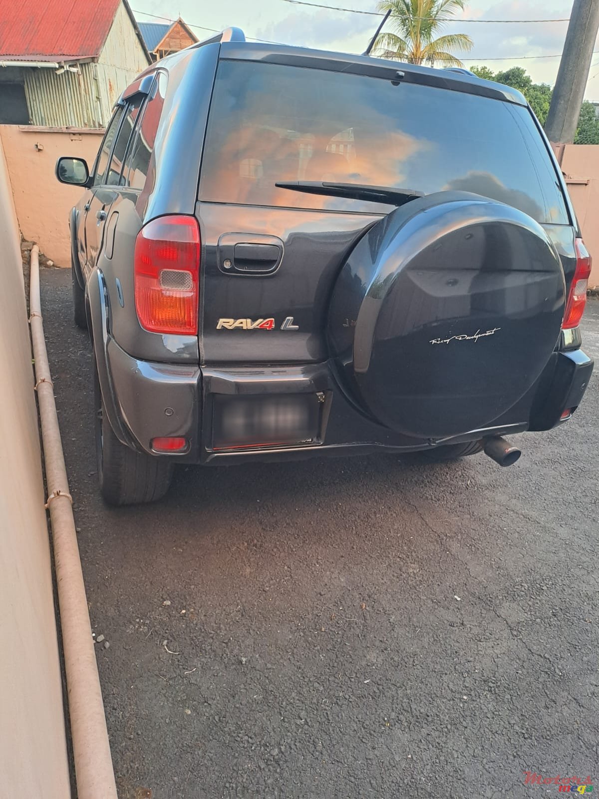 2001' Toyota RAV4 photo #4